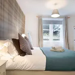 Special Basement Apartment Close To The Meadows